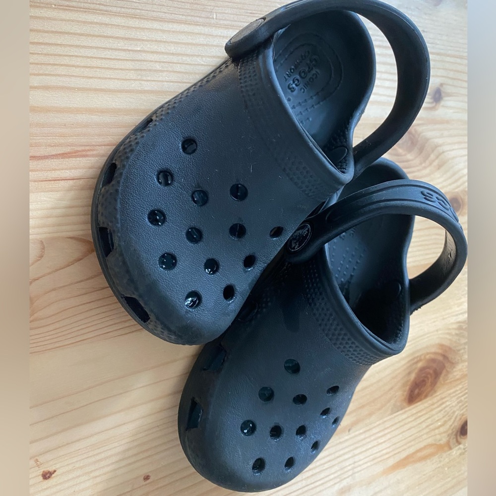 Kids crocs